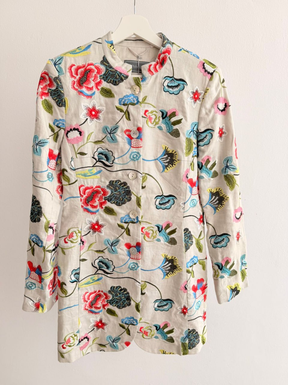 Women’s Long Linen Blazer – Ivory Linen with Embroidery