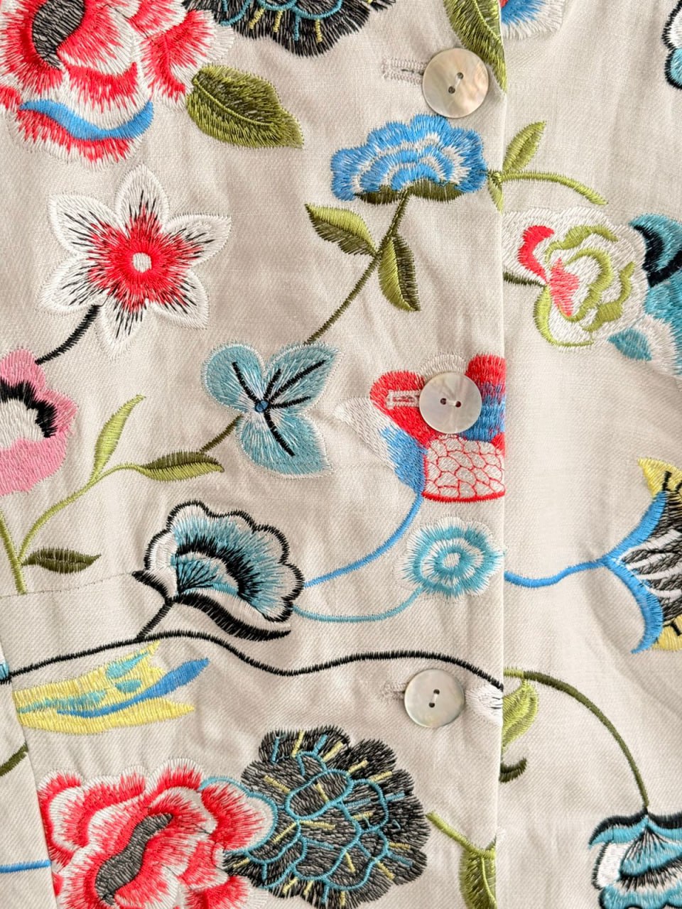 Women’s Long Linen Blazer – Ivory Linen with Embroidery