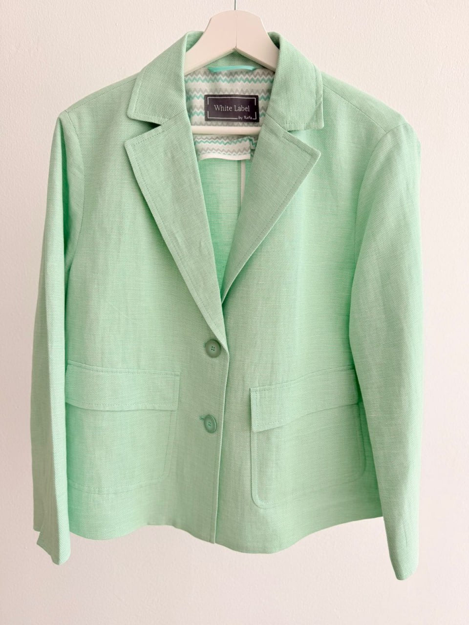 Women’s Short Linen Blazer – Mint Green Linen