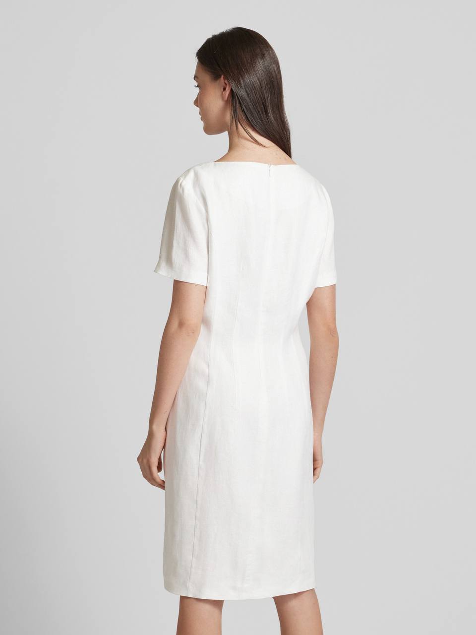 Women’s Linen Fitted Dress – White