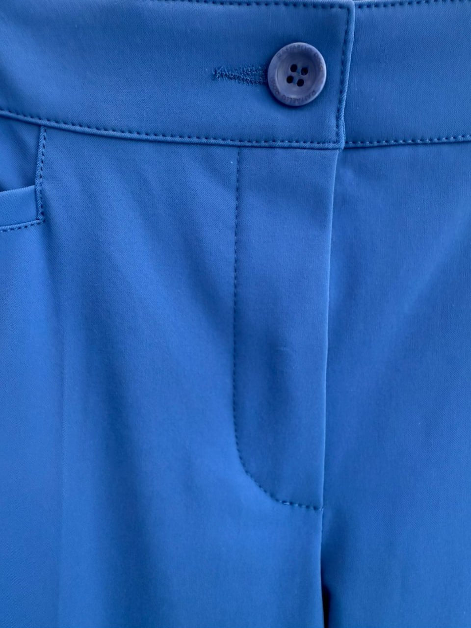 Women’s Slim-Fit Stretch Pants – Blue