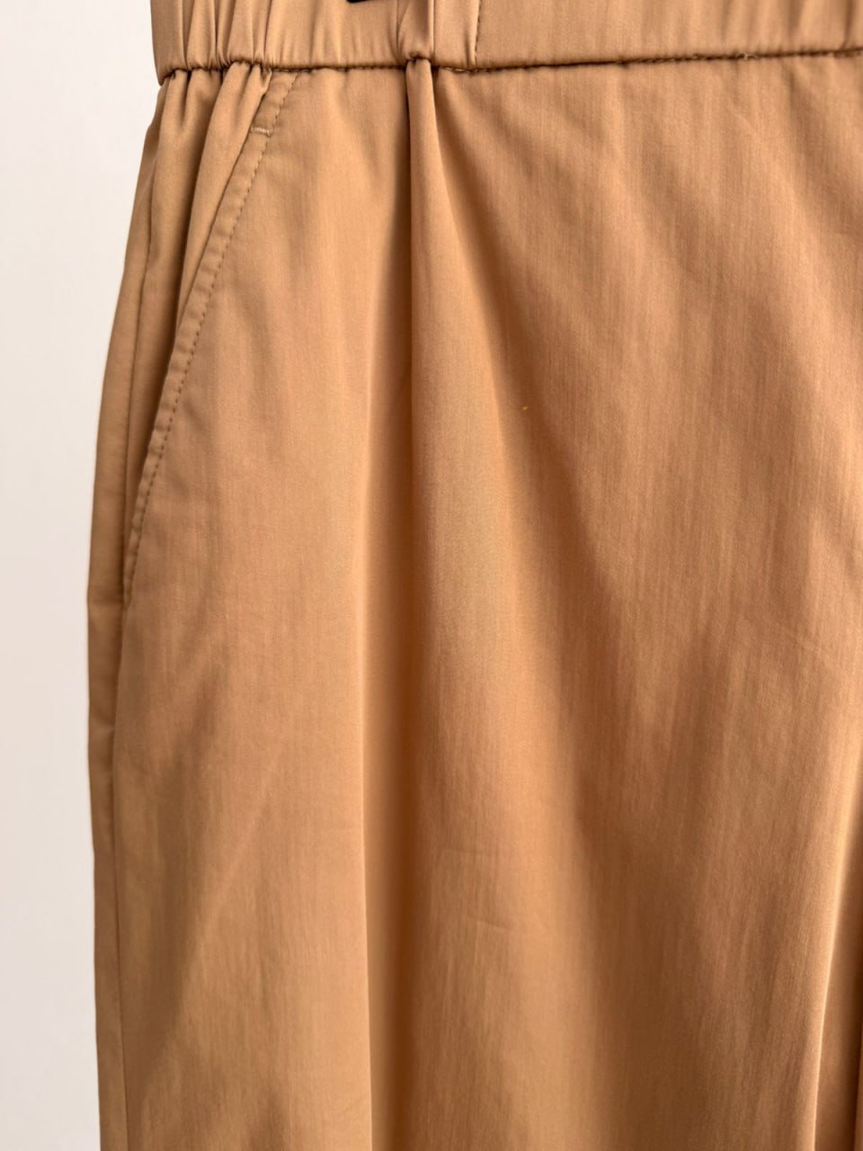 Women’s Wide-Leg Pants with Elastic Waist – Camel