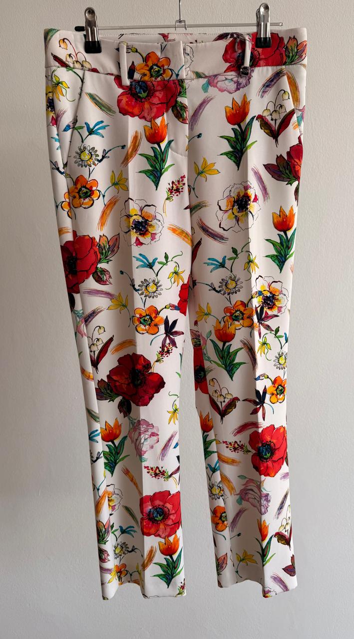 Women’s Cropped Printed Pants – Floral Art Print